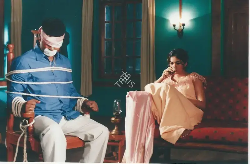 Chirantan Das (Cinematographer), Sting, 2005, Photographic Still