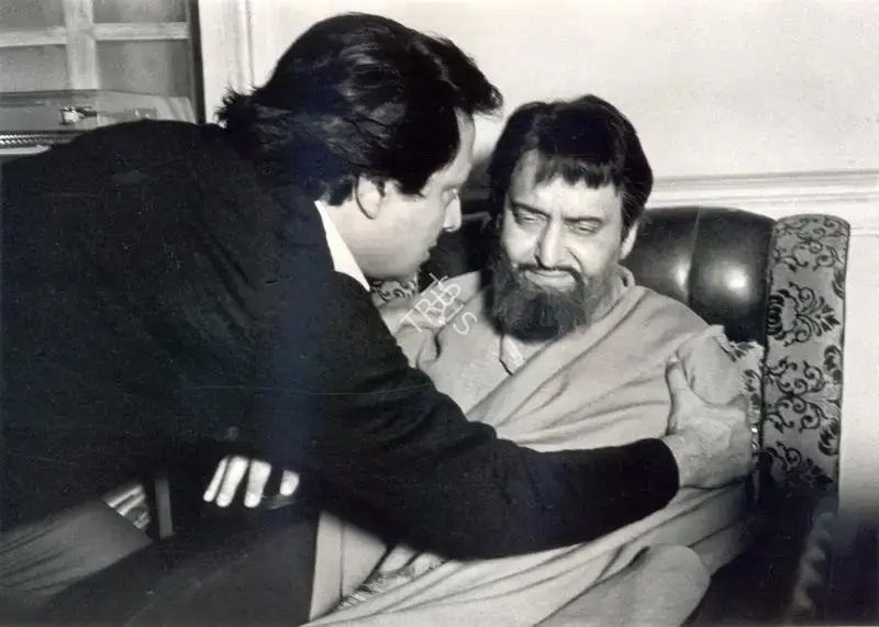 Barun Raha (Cinematographer), Shakha Proshakha, 1991, Photographic Still
