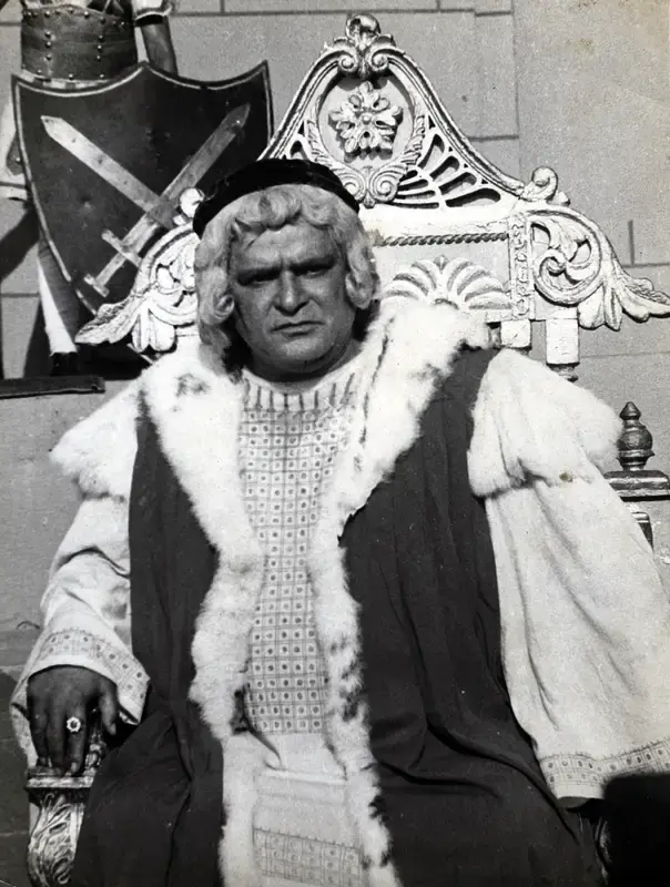 Rajendra Malone (Cinematographer), Sikandar E Azam, 1965, Photographic Still