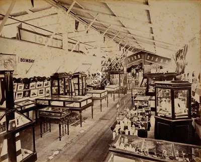 Shew Shankar Narayan (Photographer), Bombay Manufactures Court, 1883, Antiquarian Photograph