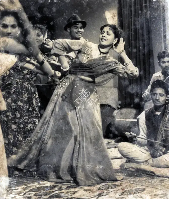 Bhagwan (Producer), Albela, 1951, Photographic Still