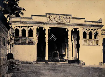 Capt. Linnaeus Tripe (Photographer), The Kulayana Mundapam, 1858, Antiquarian Photograph