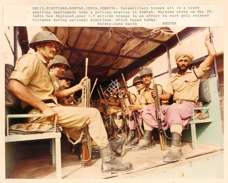 Jake Gavin (Photographer), Del13: Elections; Romtak, India, 20May91, 1991, Contemporary Photograph