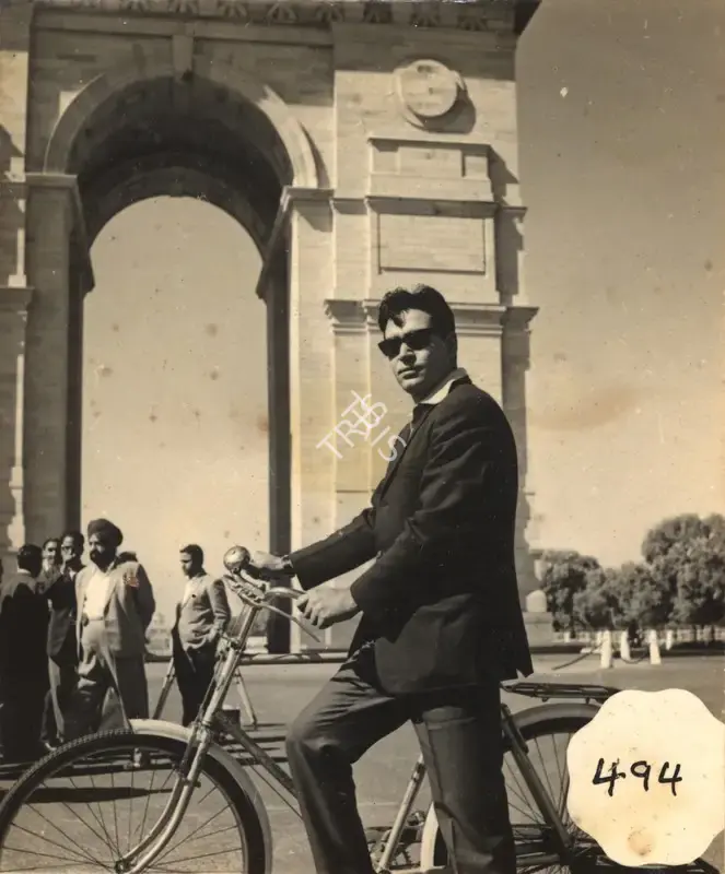 G. Singh (Cinematographer), Arzoo, 1965, Photographic Still