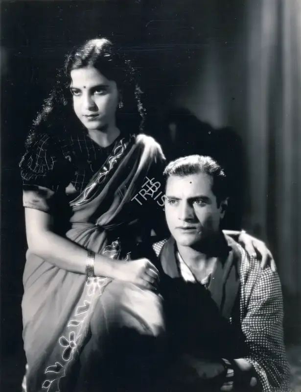 Moti B. Gidwani (Director), Do Aurate, 1937, Photographic Still