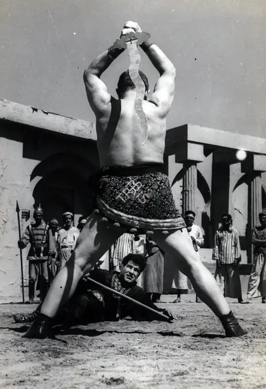 Bhojwani (Producer), Khakaan, 1965, Photographic Still