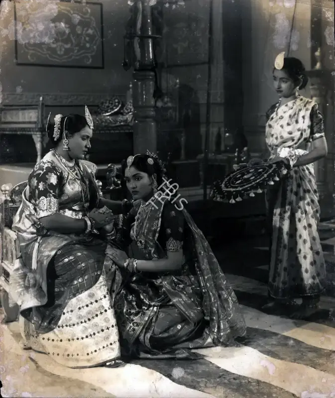 Bipin Gajjar (Cinematographer), Patrani, 1956, Photographic Still
