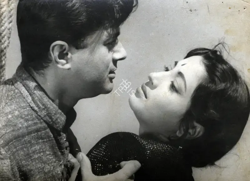 K.H. Kapadia (Producer), Sarhad, 1960, Photographic Still