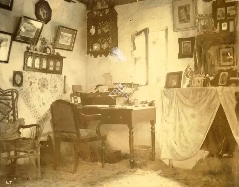 Unknown (Photographer), Interior. Hut (Gramophone Mansion). Built after Earthquake, 1900, Antiquarian Photograph