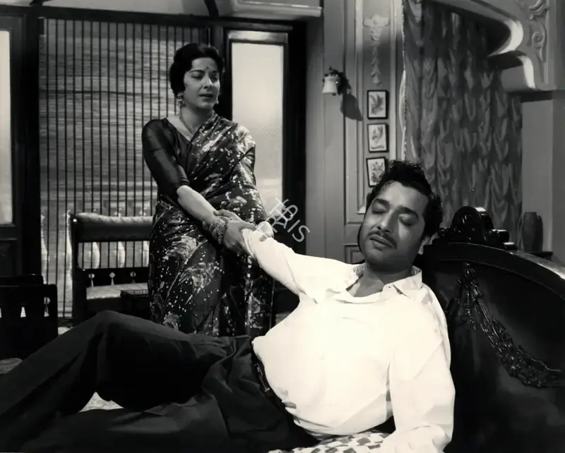 Madan Sinha (Cinematographer), Raat Aur Din, 1967, Photographic Still