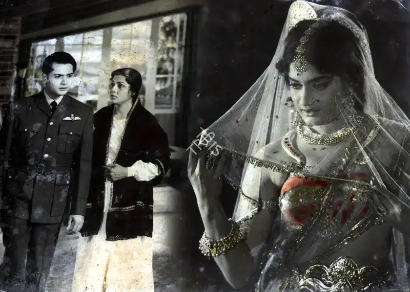 Sudhin Majumdar (Cinematographer), Shehnai, 1964, Photographic Still