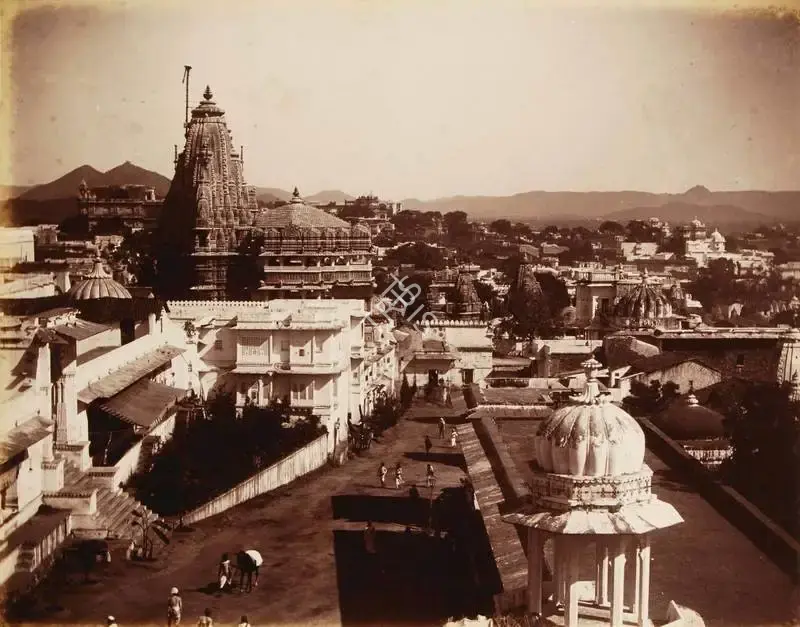 Lala Deen Dayal (Photographer), City from the Palace gate Odeypur, 1890, Antiquarian Photograph