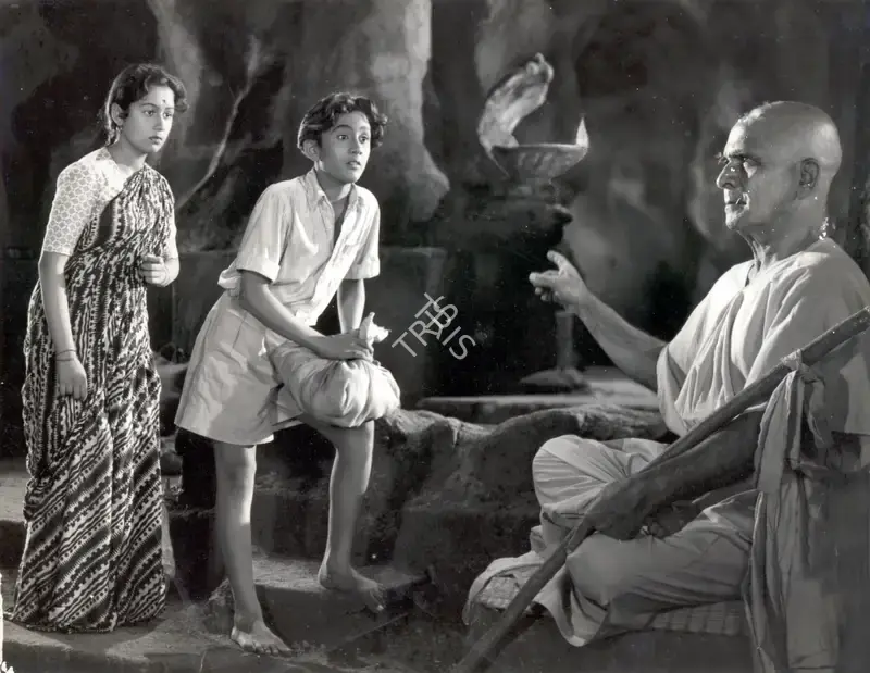 Prabhat Kumar (Director), Toofan Aur Deeya, 1956, Photographic Still