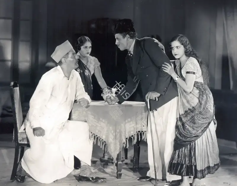 Moti B. Gidwani (Director), Gulam Daku, 1936, Photographic Still