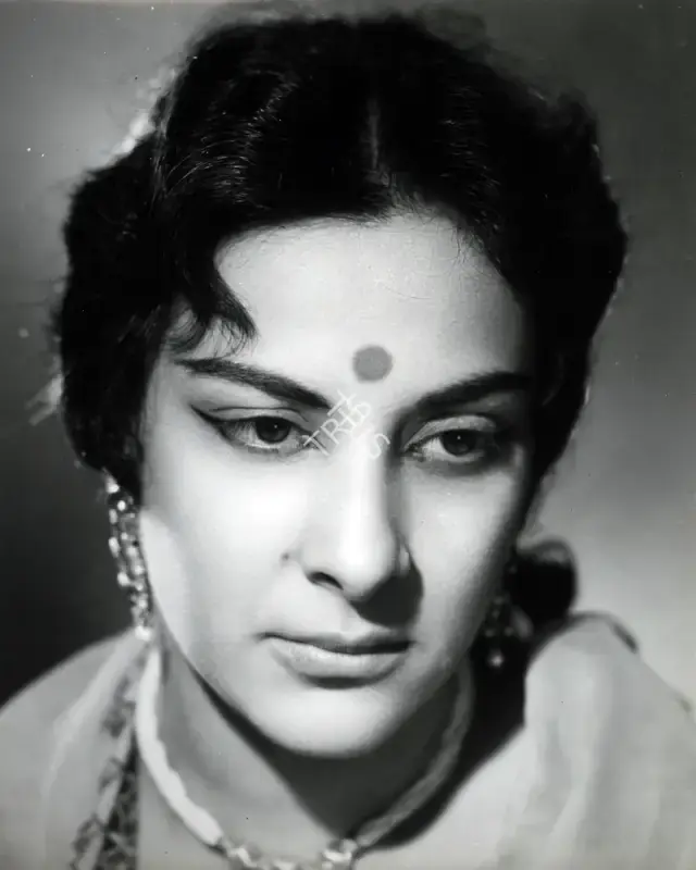 Madan Sinha (Cinematographer), Raat Aur Din, 1967, Photographic Still