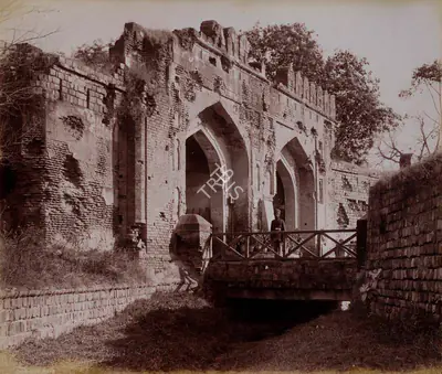 Samuel Bourne (Photographer), The Cashmere Gate. Delhi, 1865, Antiquarian Photograph