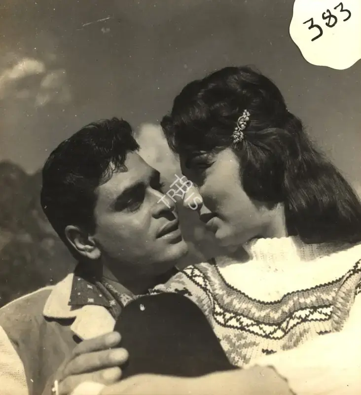 G. Singh (Cinematographer), Arzoo, 1965, Photographic Still