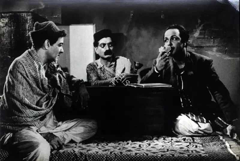Jaywant Pathare (Cinematographer), Ab Dilli Dur Nahin, 1957, Photographic Still