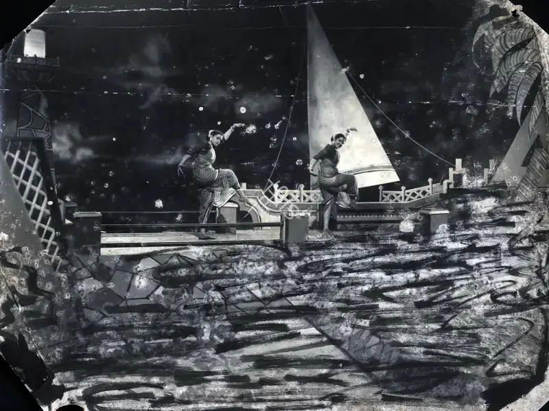 Dhanawant S. Shah (Producer), Hathkadi, 1958, Photographic Still