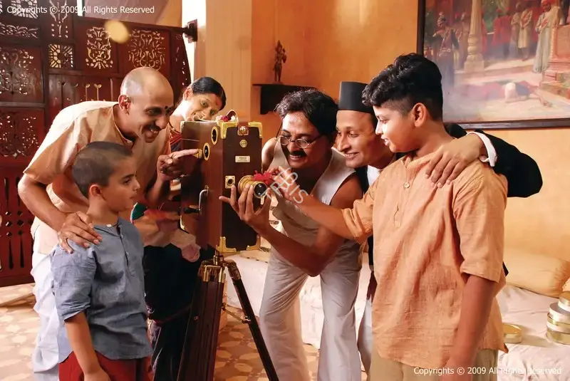 Amalendu Chaudhary (Cinematographer), Harishchandra's Factory, 2009, Photographic Still