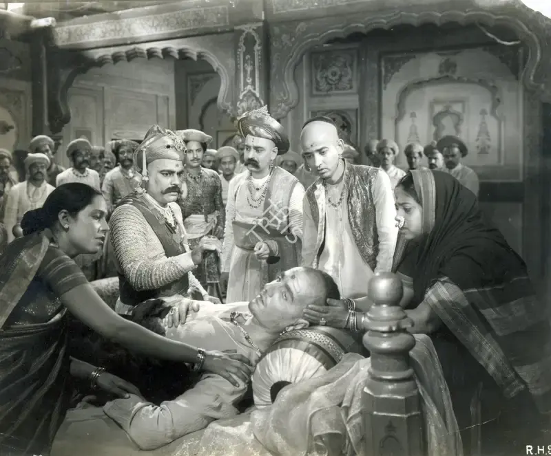 V. Damle (Producer), Ramshastri, 1944, Photographic Still