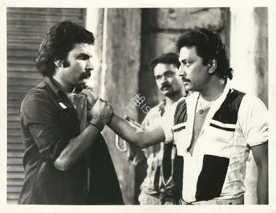 Saeed Akhtar Mirza (Director), Salim Langde Pe Mat Ro, 1989, Photographic Still