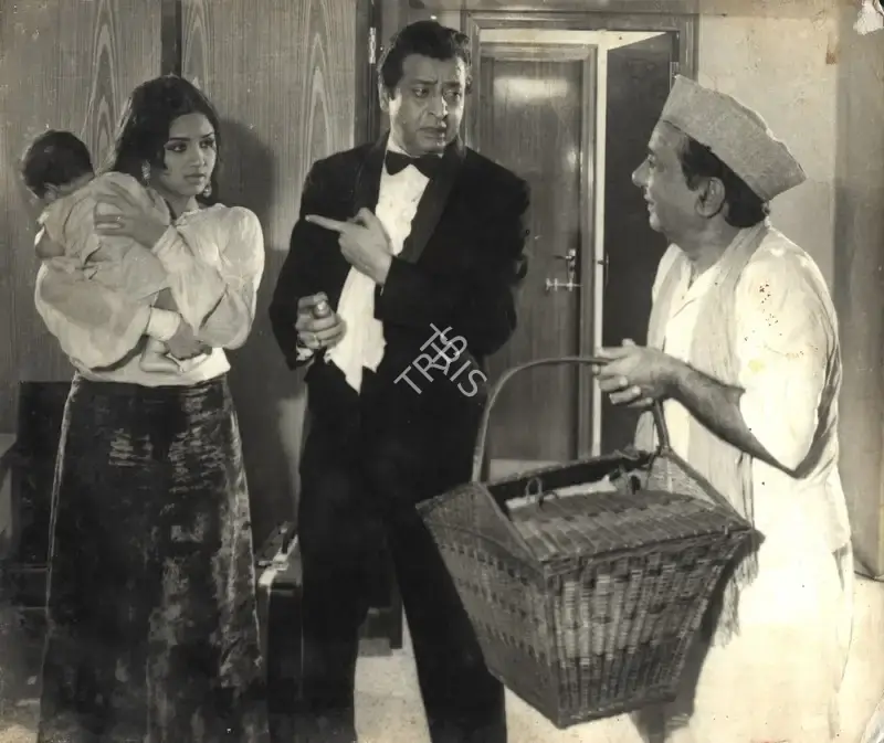 Satyendra Pal (Producer), Ek Kunwari Ek Kunwara, 1973, Photographic Still