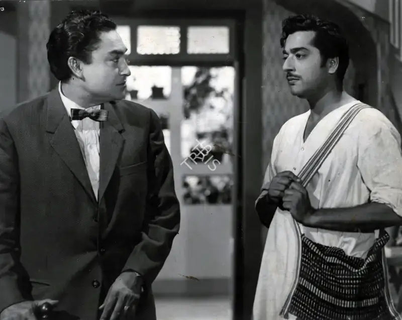 Pandurang Naik (Cinematographer), Aarti, 1962, Photographic Still
