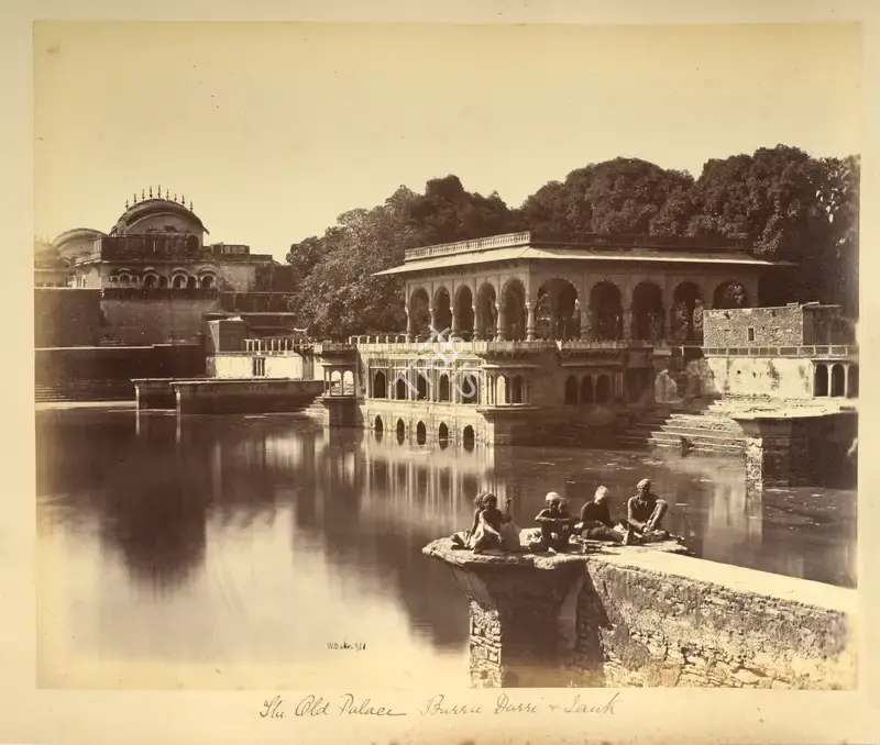 William Baker (Photographer), The Old Palace Barra Darri & Tank, 1866, Antiquarian Photograph