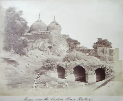 Felice Beato (Photographer), Mosque near the Custom House Battery, Delhi, Antiquarian Photograph
