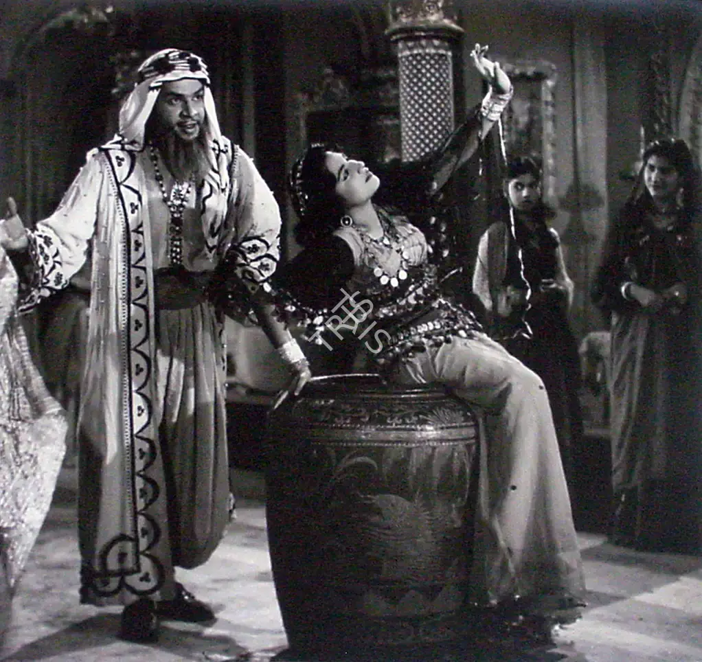 Balwant Bhatt (Director), Shahi Mehmaan, 1955, Photographic Still