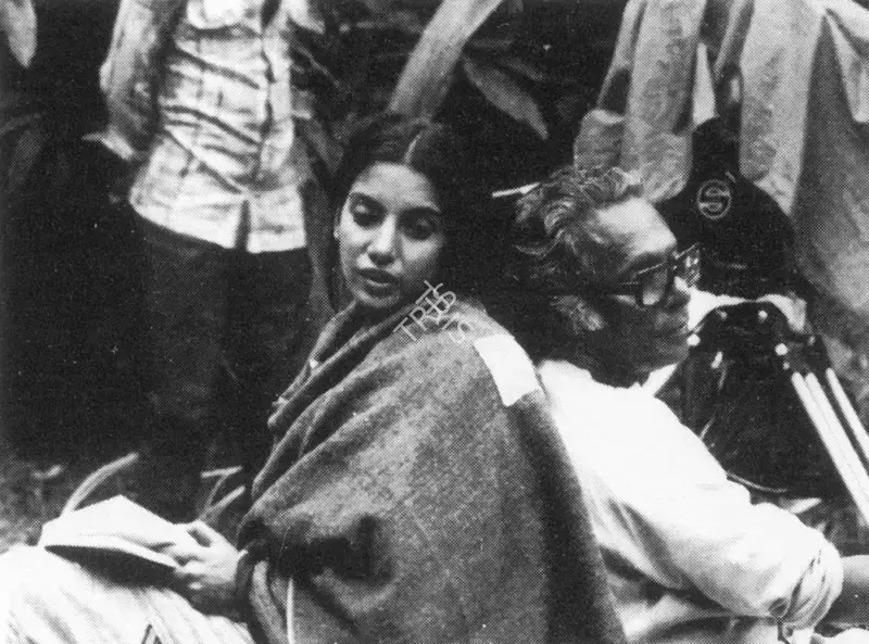 K K Mahajan (Cinematographer), Khandhar, 1983, Photographic Still