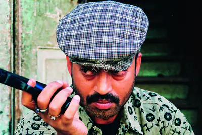 Basu, Aditya (Director), Dubai Return, 2005 | Photographic Still | CinemaEducation | 00762323