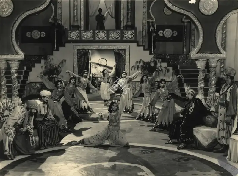 John Cavas (Director), Baghdad Ka Jadu, 1956, Photographic Still