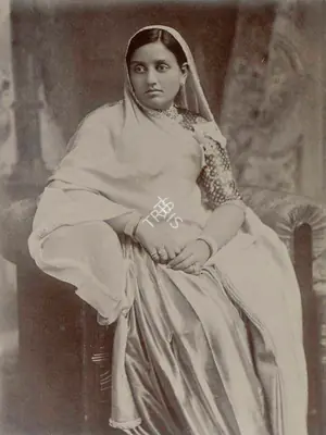 Studio Bourne & Shepherd (Photographic Studio), Her Highness Shri Nandkuvar, C.I., Rani Saheb of Gondal, 1909, Antiquarian Photograph