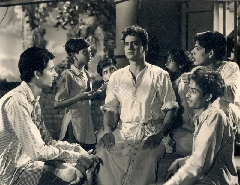 Dulal Guha (Director), Ek Gaon Ki Kahani, 1957, Photographic Still