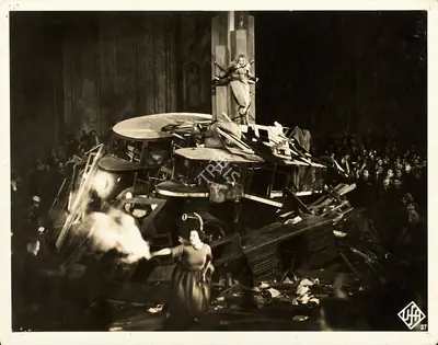 Karl Freund (Cinematographer), Metropolis, 1927, Photographic Still