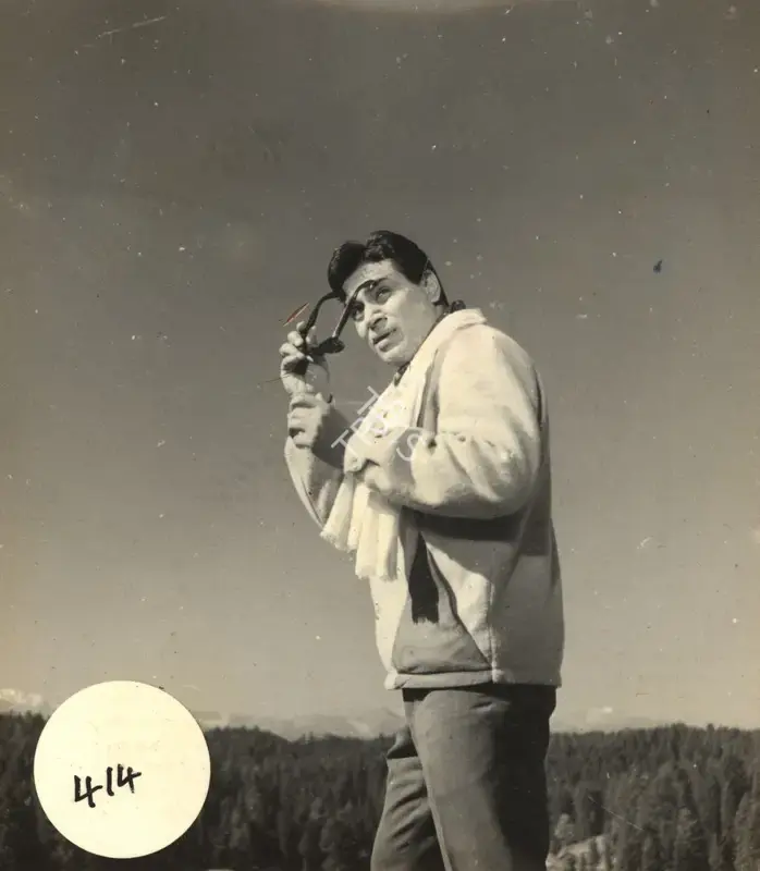 G. Singh (Cinematographer), Arzoo, 1965, Photographic Still
