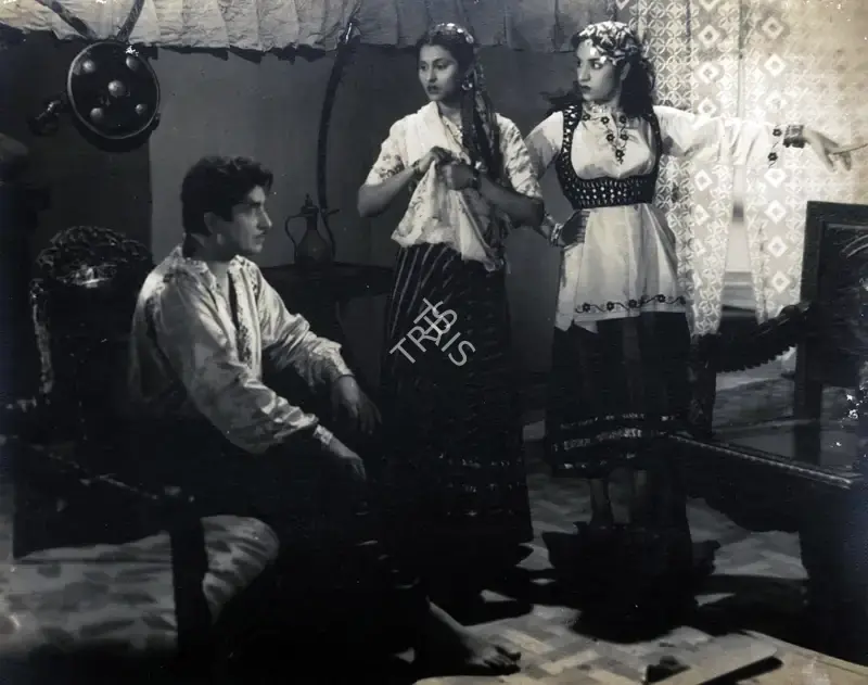 Satyapal Sharma (Producer), Hazaar Pariyan, 1959, Photographic Still