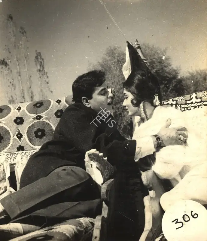 Ramanand Sagar (Producer), Arzoo, 1965, Photographic Still