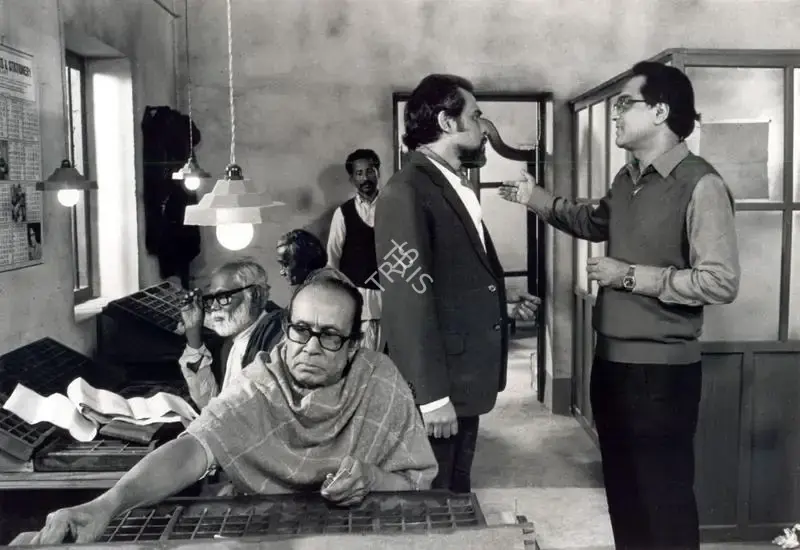 Ravi Malik (Cinematographer), Ganashatru, 1990, Photographic Still