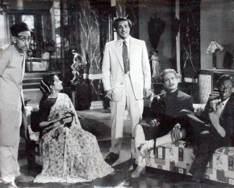 Ravindra Dave (Producer), Agra Road, 1957, Photographic Still
