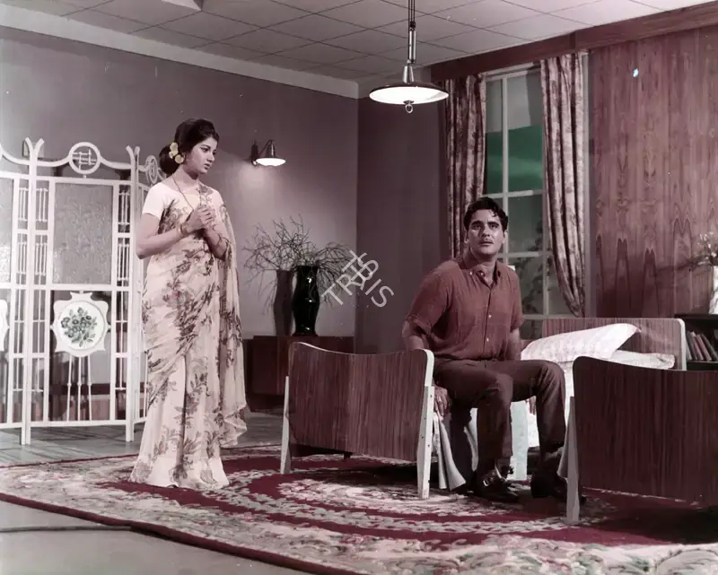 Vasu Menon (Producer), Waris, 1969, Photographic Still