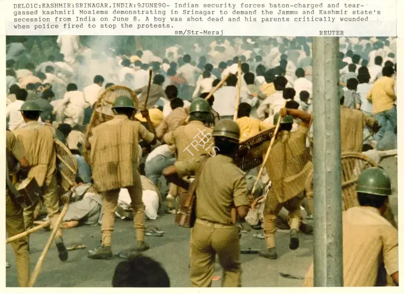 Meraj (Photographer), Del01C: Kashmir: Srinagar, India: 9June90, 1990, Contemporary Photograph