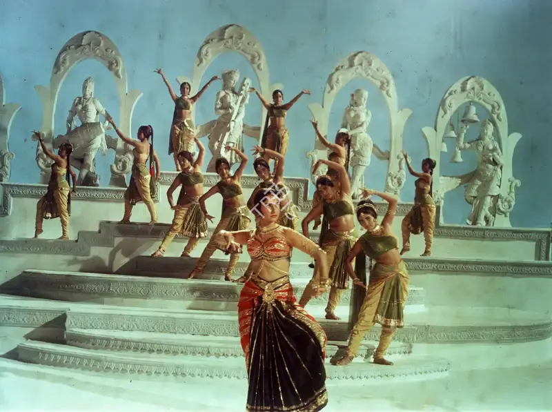 Fali Mistry (Cinematographer), Guide, 1965, Photographic Still
