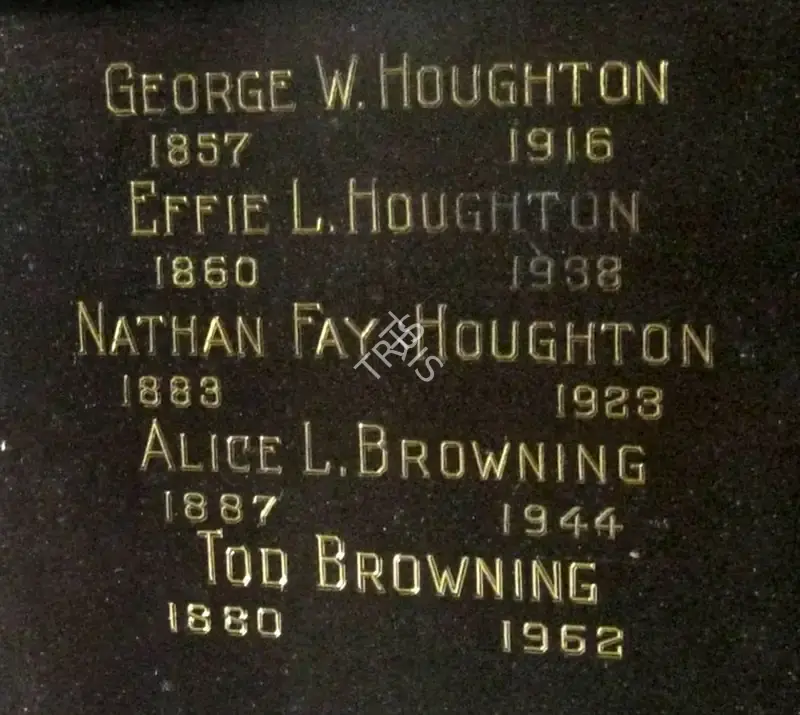 Unknown (Photographer). The grave of Tod Browning | Photographic Still | CinemaEducation | 00440462