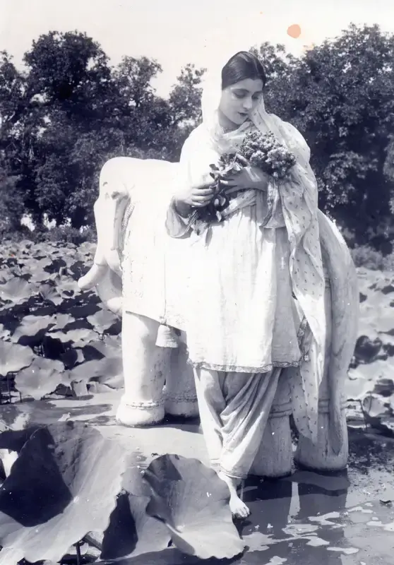 R.S. Choudhry (Director), Anarkali, 1935, Photographic Still