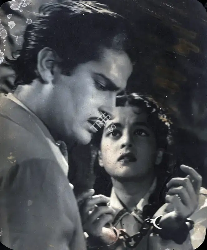 I.S. Johar (Director), Hum Sab Chor Hain, 1956, Photographic Still