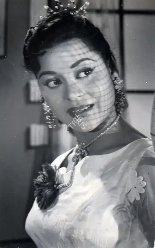 Ramesh Vyas (Producer), Ghar Ki Laj, 1960, Photographic Still