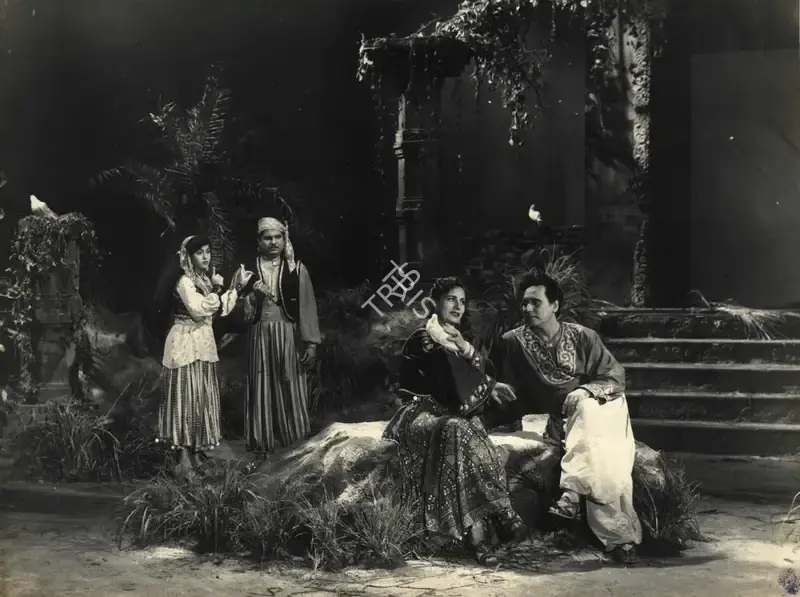 John Cavas (Director), Baghdad Ka Jadu, 1956, Photographic Still
